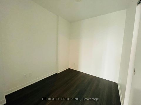 Photo 15 at 708 - 185 Alberta Avenue, Oakwood Village, Toronto