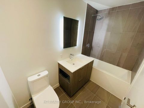 Photo 16 at 708 - 185 Alberta Avenue, Oakwood Village, Toronto