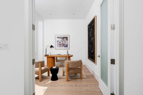 Photo 2 at 34 Edgecroft Road, Queensway, Toronto