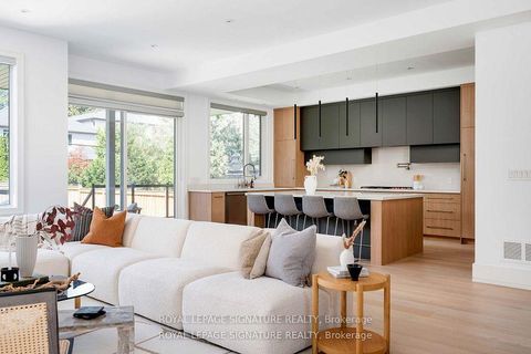 Photo 7 at 34 Edgecroft Road, Queensway, Toronto