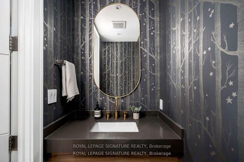Photo 13 at 34 Edgecroft Road, Queensway, Toronto
