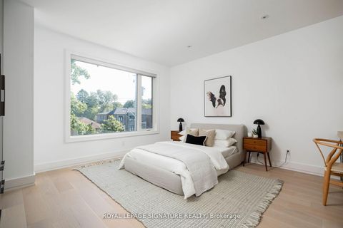 Photo 22 at 34 Edgecroft Road, Queensway, Toronto