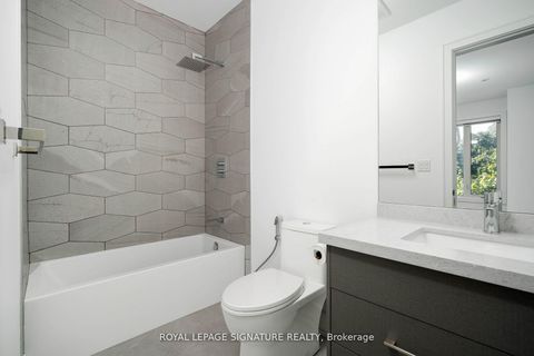 Photo 24 at 34 Edgecroft Road, Queensway, Toronto