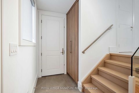 Photo 25 at 34 Edgecroft Road, Queensway, Toronto