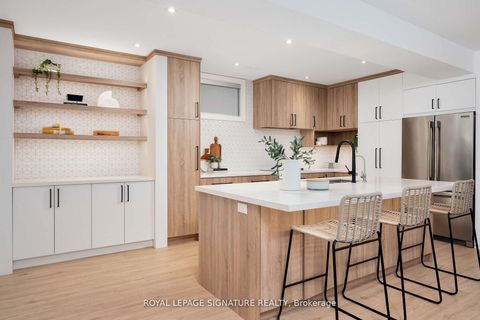 Photo 29 at 34 Edgecroft Road, Queensway, Toronto