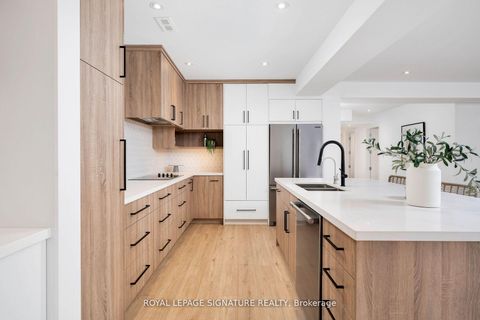 Photo 30 at 34 Edgecroft Road, Queensway, Toronto