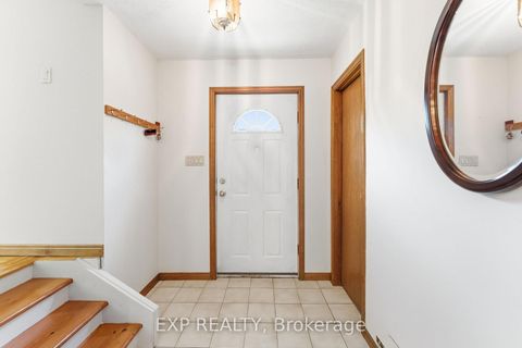 Photo 4 at 32 Louisa Street, Sutton & Jackson's Point, Georgina