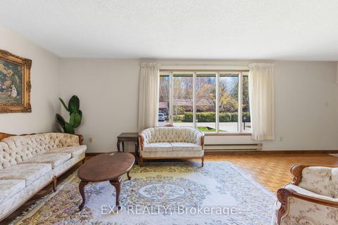 Photo 7 at 32 Louisa Street, Sutton & Jackson's Point, Georgina