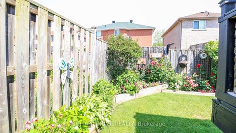 Photo 5 at 36 Benjamin Lane, Painswick South, Barrie