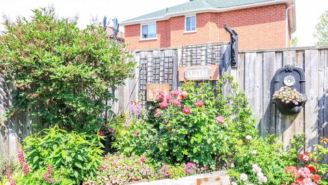 Photo 7 at 36 Benjamin Lane, Painswick South, Barrie