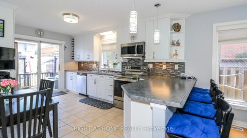 Photo 21 at 36 Benjamin Lane, Painswick South, Barrie