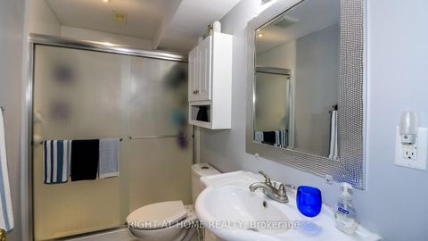 Photo 35 at 36 Benjamin Lane, Painswick South, Barrie