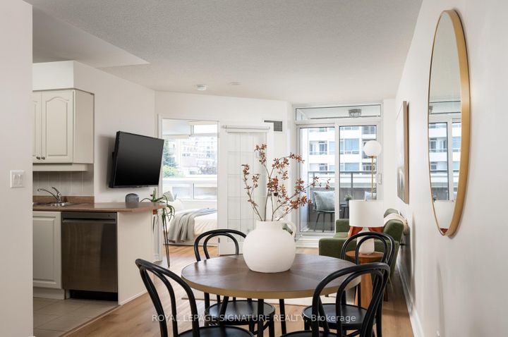 Photo 7 at 306 - 2 Rean Drive, Bayview Village, Toronto