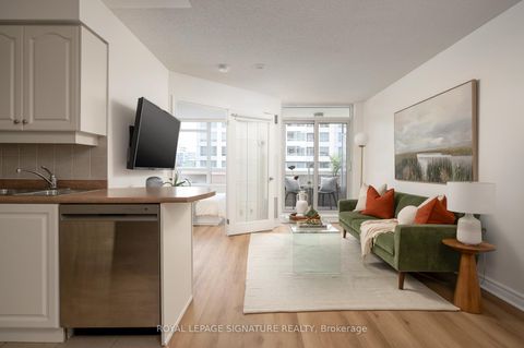 Photo 4 at 306 - 2 Rean Drive, Bayview Village, Toronto