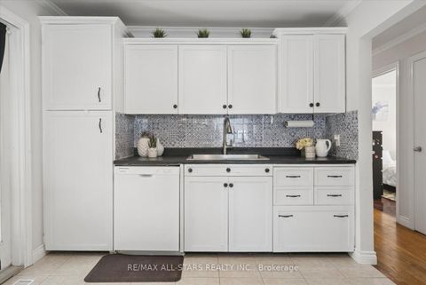 Photo 15 at 340 Walter Drive, Keswick South, Georgina