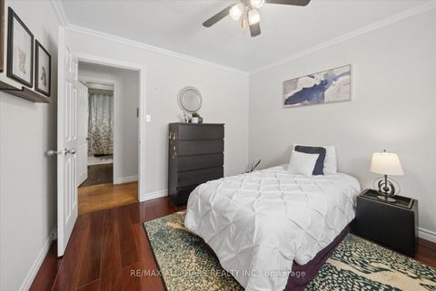Photo 23 at 340 Walter Drive, Keswick South, Georgina