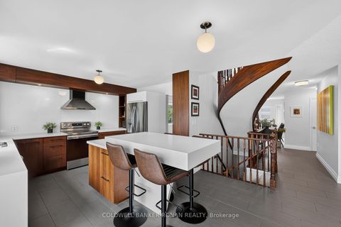 Photo 9 at 35 Farmstead Crescent, Holly, Barrie