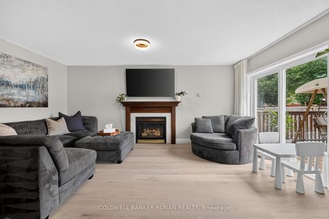 Photo 14 at 35 Farmstead Crescent, Holly, Barrie