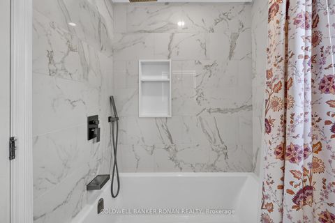 Photo 31 at 35 Farmstead Crescent, Holly, Barrie