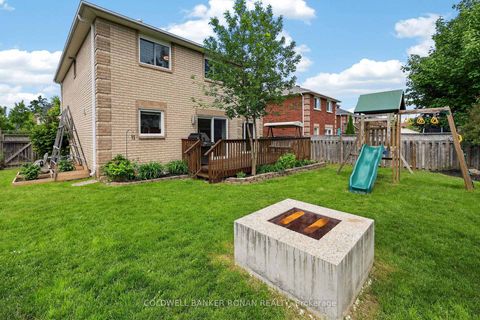 Photo 34 at 35 Farmstead Crescent, Holly, Barrie