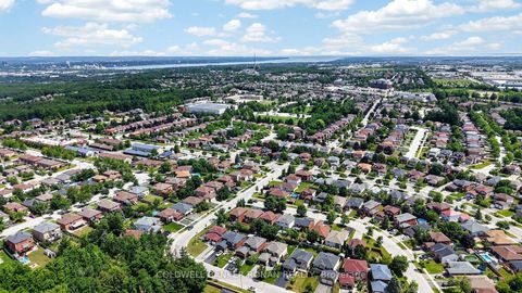 Photo 40 at 35 Farmstead Crescent, Holly, Barrie