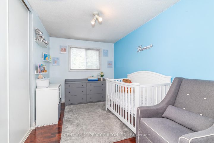Photo 23 at 557 Cobblehill Drive, Pinecrest, Oshawa