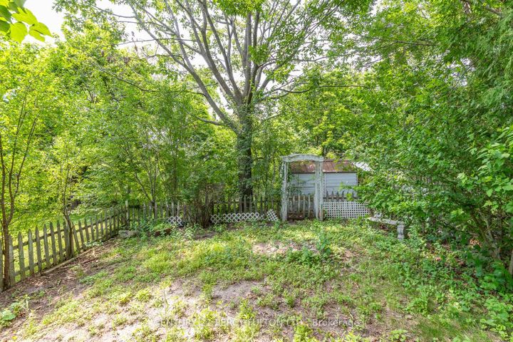 Photo 42 at 557 Cobblehill Drive, Pinecrest, Oshawa