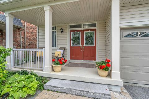Photo 3 at 37 Bramsey Street, Sutton & Jackson's Point, Georgina