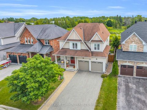 Photo 4 at 37 Bramsey Street, Sutton & Jackson's Point, Georgina