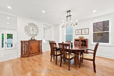 Photo 5 at 418 Soudan Avenue, Mount Pleasant East, Toronto