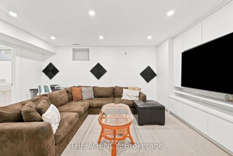 Photo 27 at 418 Soudan Avenue, Mount Pleasant East, Toronto