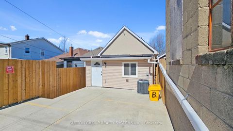 Photo 31 at 50 Brownville Avenue, Mount Dennis, Toronto