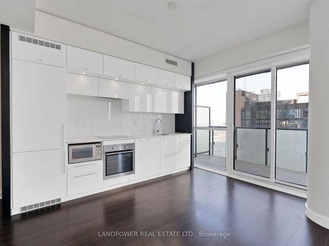 Photo 2 at 2609 - 15 Grenville Street, Bay Street Corridor, Toronto