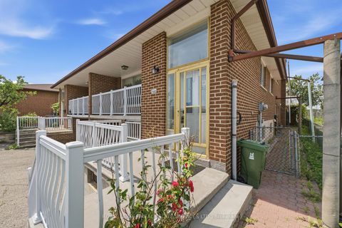 Photo 2 at 108 Anthia Drive, Humber Summit, Toronto