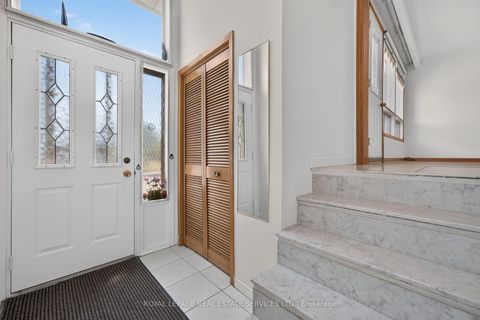 Photo 3 at 108 Anthia Drive, Humber Summit, Toronto