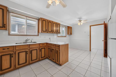 Photo 8 at 108 Anthia Drive, Humber Summit, Toronto