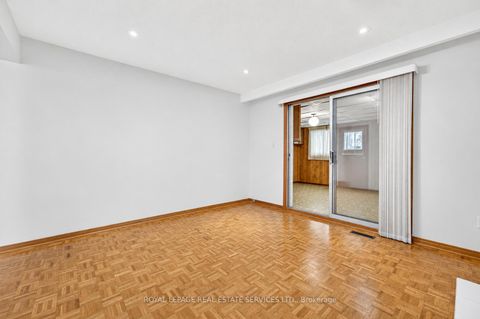 Photo 13 at 108 Anthia Drive, Humber Summit, Toronto