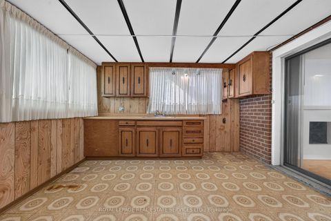 Photo 21 at 108 Anthia Drive, Humber Summit, Toronto