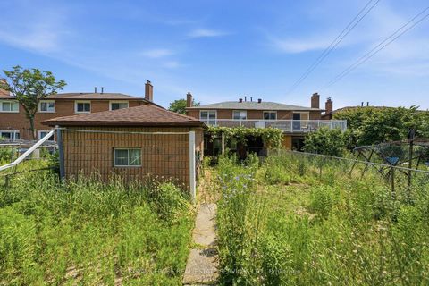 Photo 24 at 108 Anthia Drive, Humber Summit, Toronto