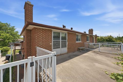 Photo 28 at 108 Anthia Drive, Humber Summit, Toronto