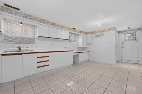 Photo 32 at 108 Anthia Drive, Humber Summit, Toronto