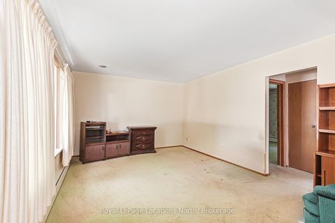 Photo 12 at 2 Buist Street, Nottawa, Clearview