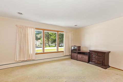 Photo 14 at 2 Buist Street, Nottawa, Clearview