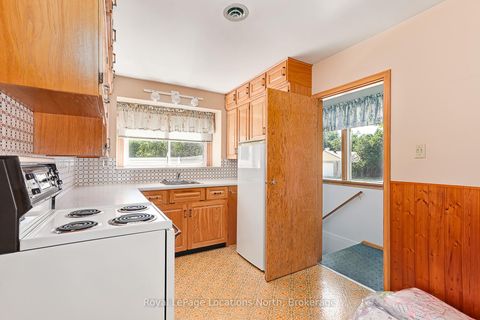 Photo 16 at 2 Buist Street, Nottawa, Clearview