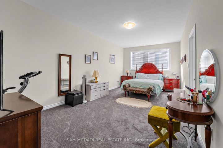 Photo 18 at 1402 Almonte Drive, Tyandaga, Burlington