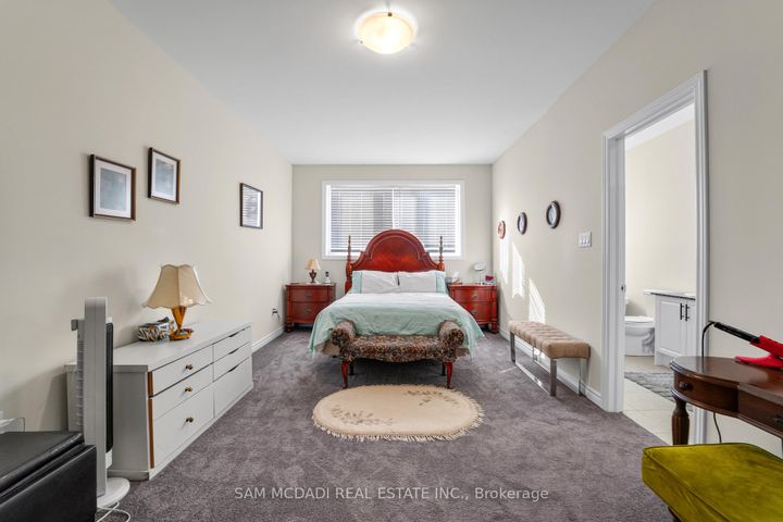 Photo 19 at 1402 Almonte Drive, Tyandaga, Burlington