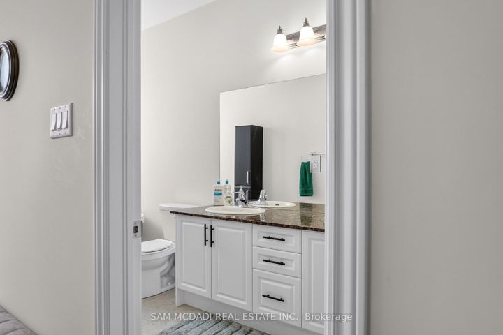 Photo 21 at 1402 Almonte Drive, Tyandaga, Burlington