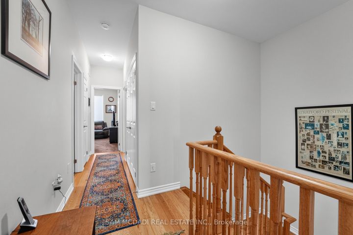 Photo 25 at 1402 Almonte Drive, Tyandaga, Burlington