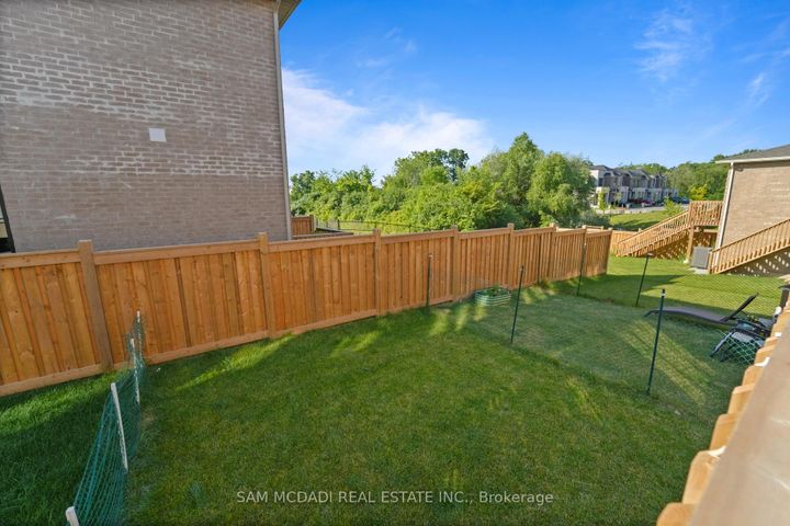 Photo 32 at 1402 Almonte Drive, Tyandaga, Burlington