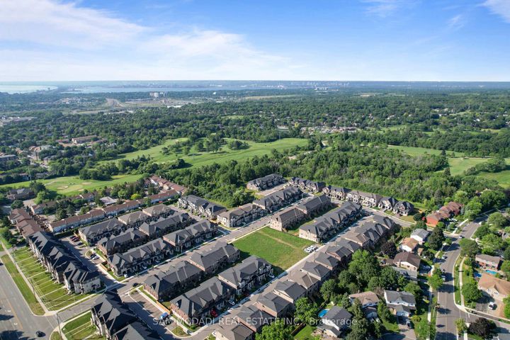 Photo 41 at 1402 Almonte Drive, Tyandaga, Burlington